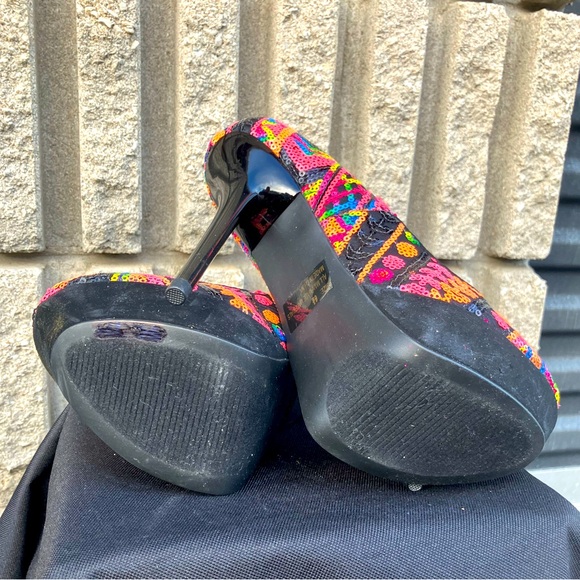 Colourful Sequin Heels in Size 6.5 Qupid Branded - Picture 4 of 5